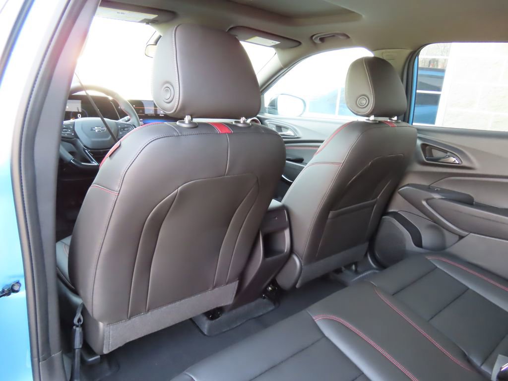 New 2026 Chevrolet Trax RS w/ Sunroof Package image 22