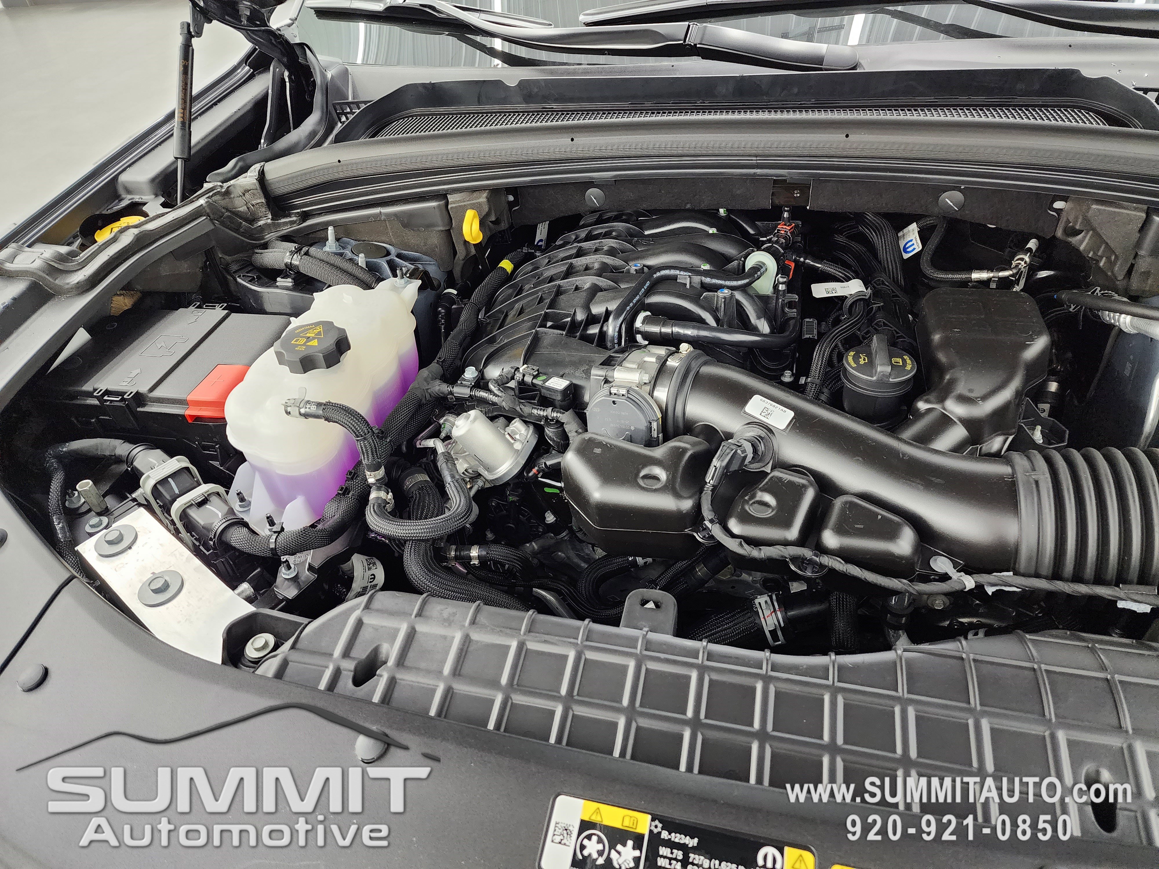 New 2025 Jeep Grand Cherokee L Limited w/ Black Appearance Package image 22