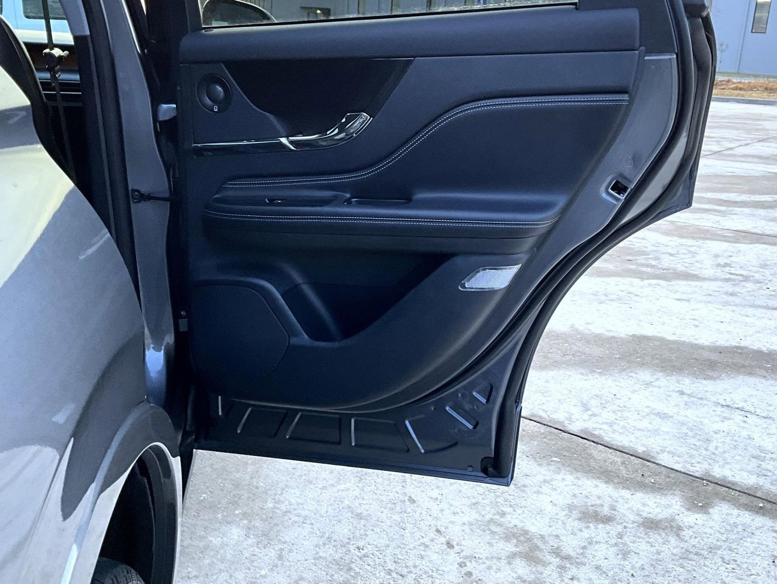 Certified 2021 Lincoln Corsair Reserve w/ Equipment Group 201A image 21