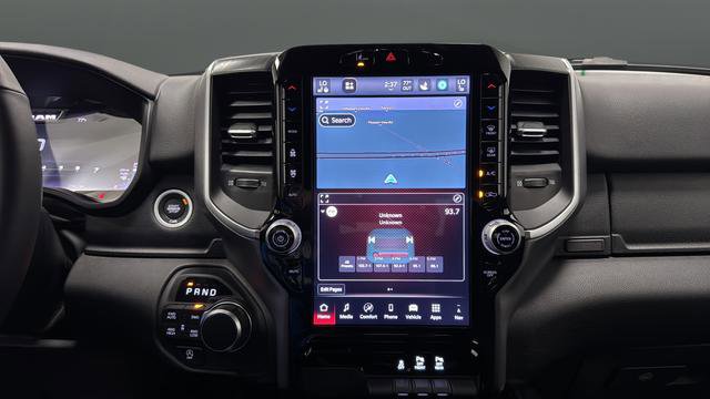 Used 2025 RAM 1500 Big Horn AWD/4WD image 13