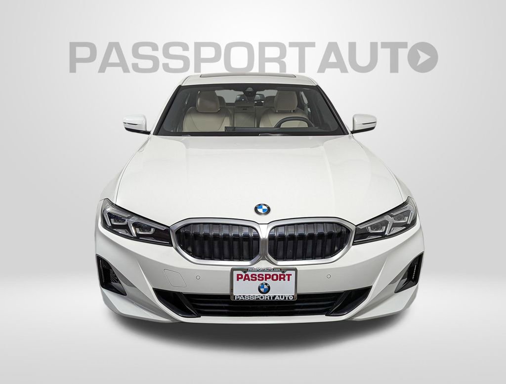 Used 2025 BMW 330i xDrive Sedan w/ Convenience Package AWD/4WD image 10