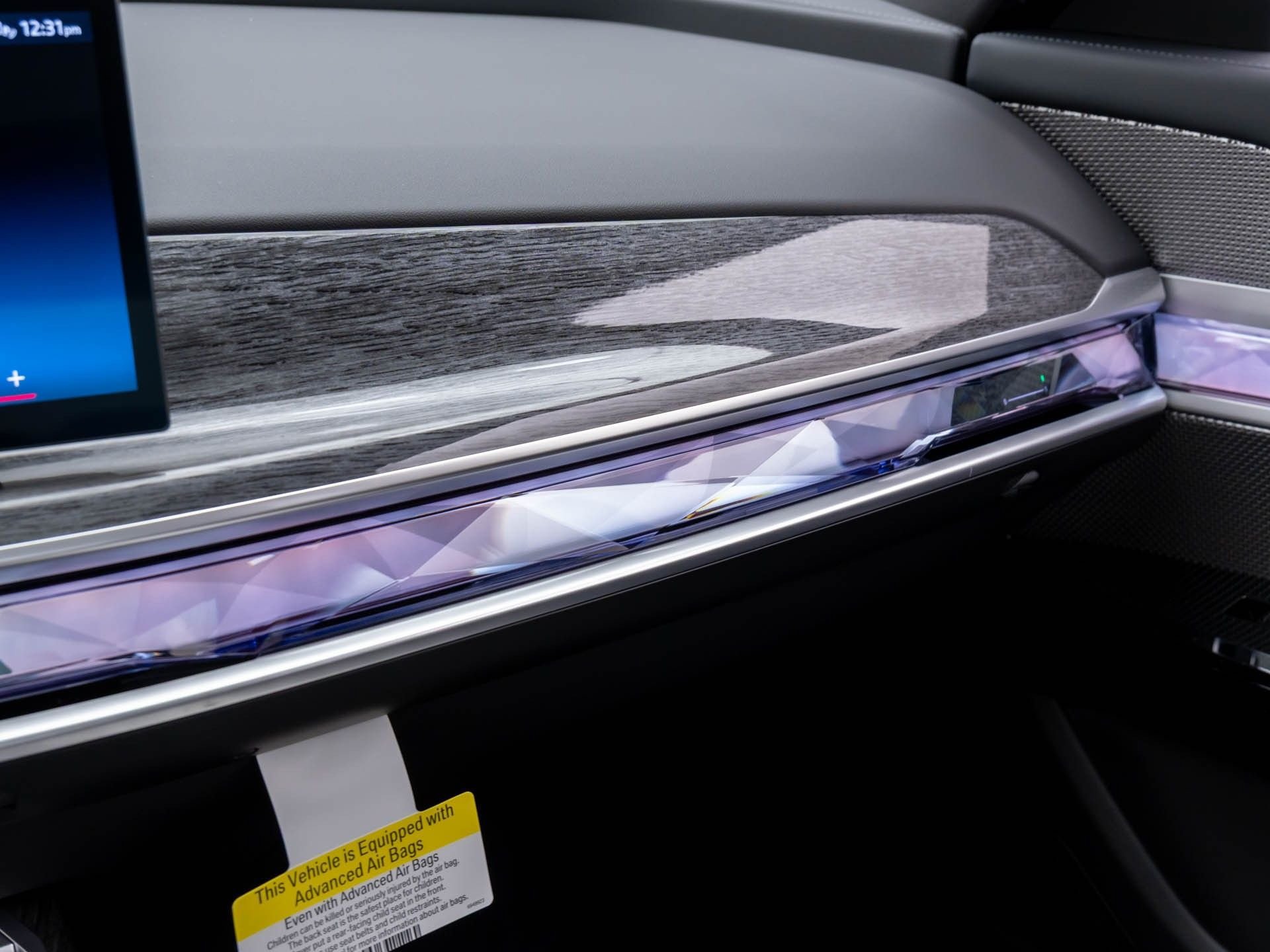 New 2025 BMW 750e xDrive AWD/4WD image 30