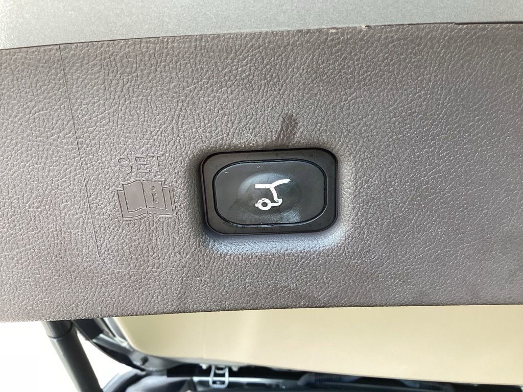 Used 2022 Lincoln Nautilus Reserve w/ Equipment Group 201A AWD/4WD image 14
