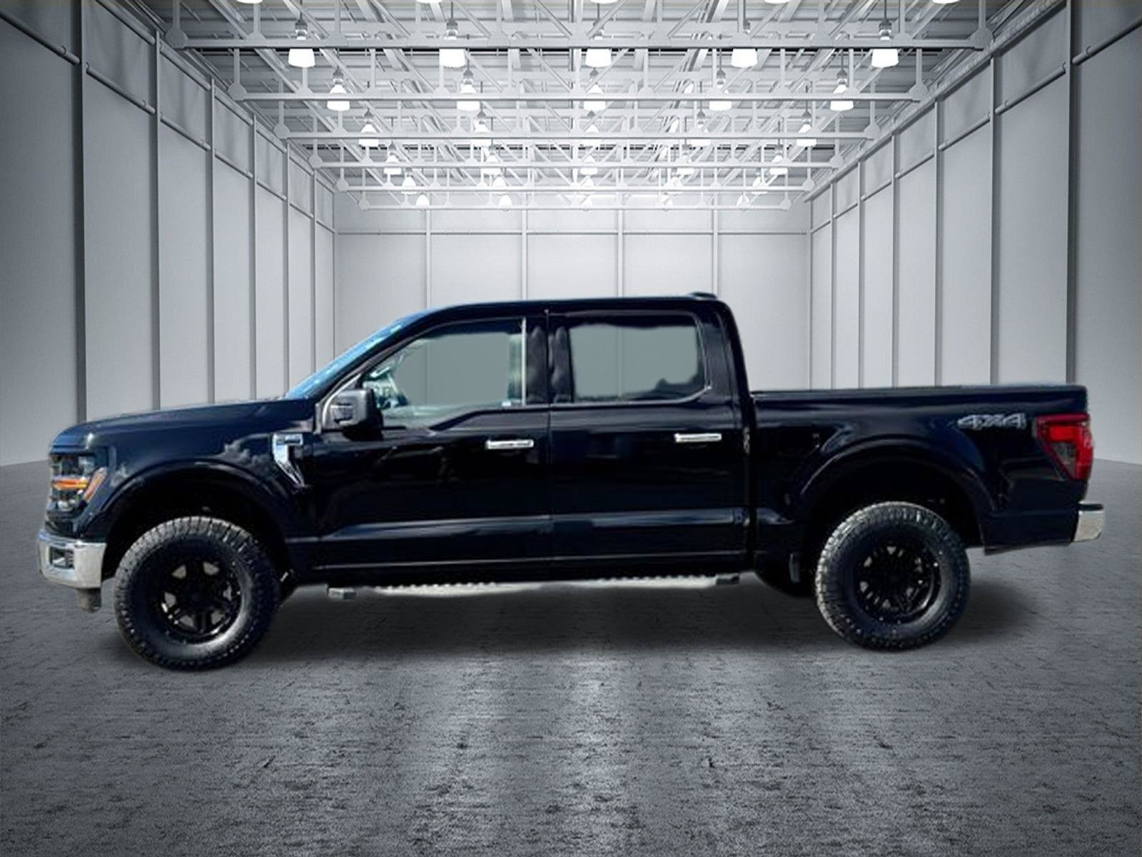 Used 2025 Ford F150 XLT w/ Equipment Group 301A Standard AWD/4WD image 7