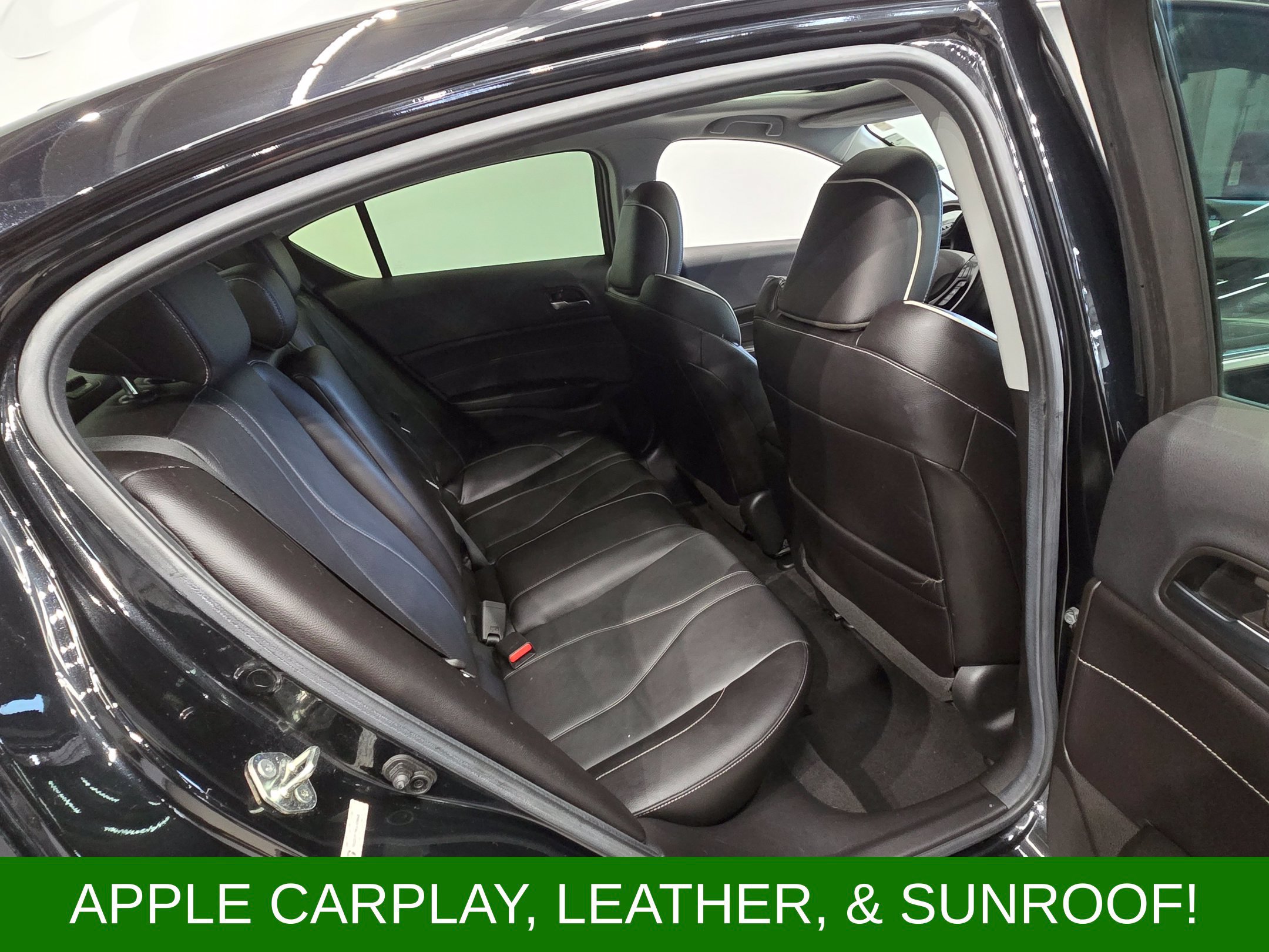 Used 2019 Acura ILX w/ Premium Package FWD image 9