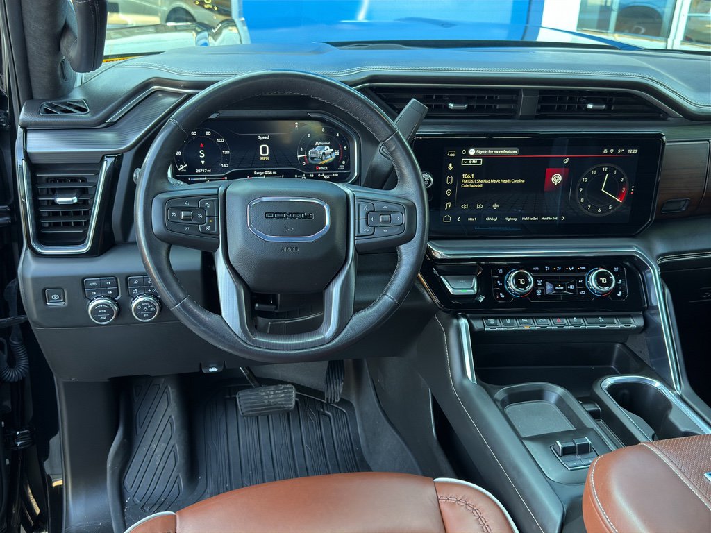 Used 2024 GMC Sierra 2500 Denali Ultimate image 26