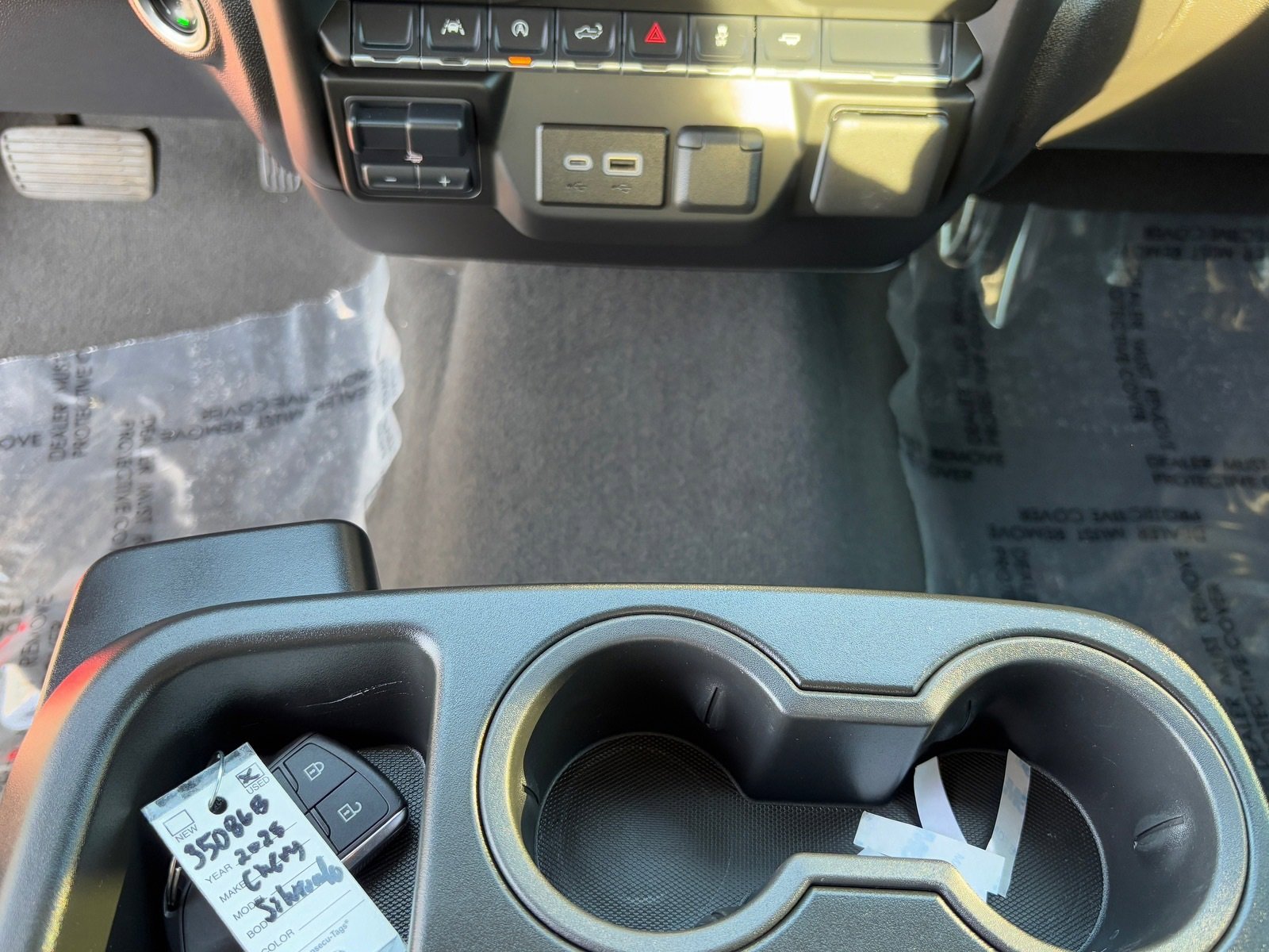 Used 2025 Chevrolet Silverado 1500 Custom image 27