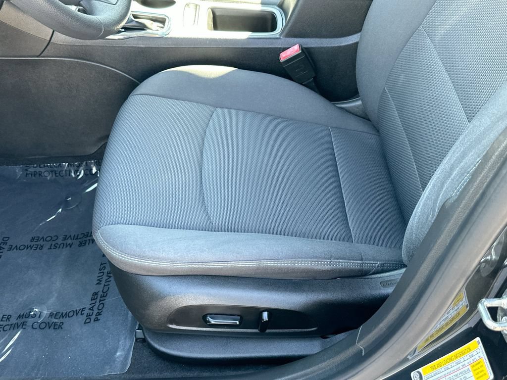 Certified 2019 Chevrolet Cruze LT w/ Convenience Package FWD image 18