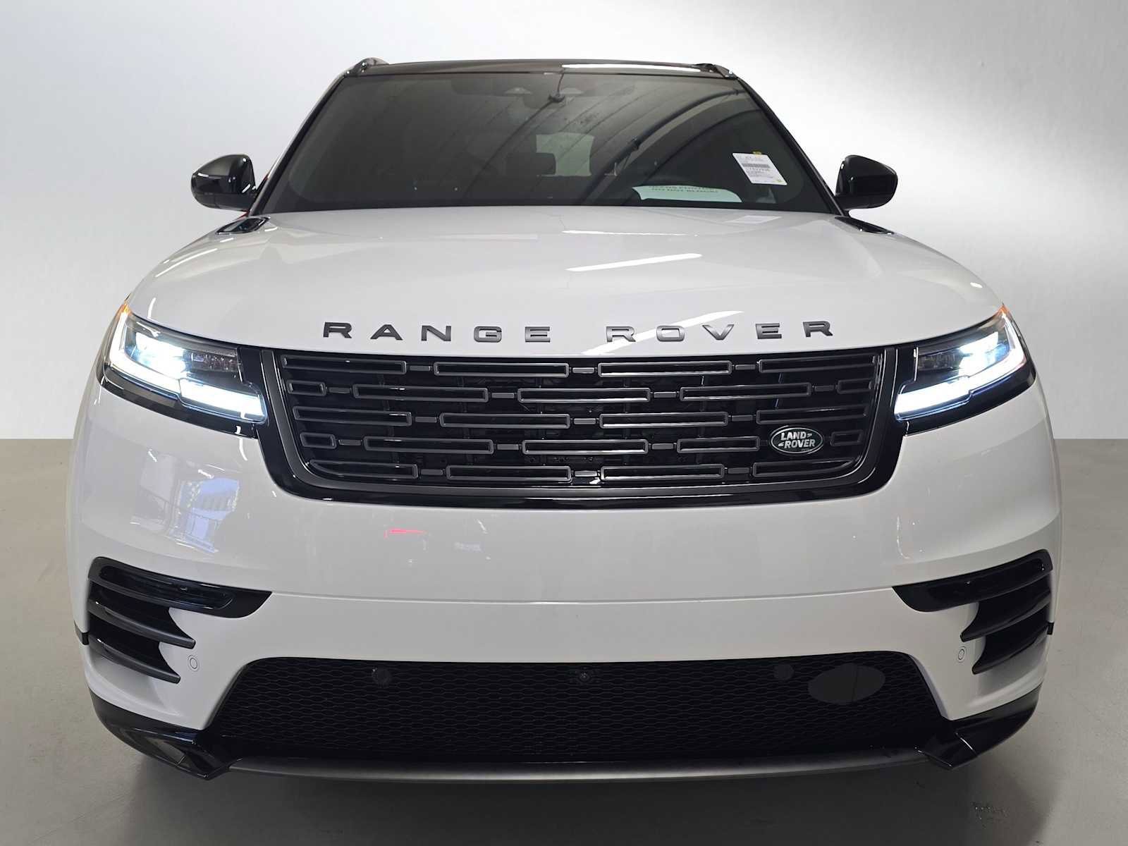 New 2026 Land Rover Range Rover Velar Dynamic SE image 8