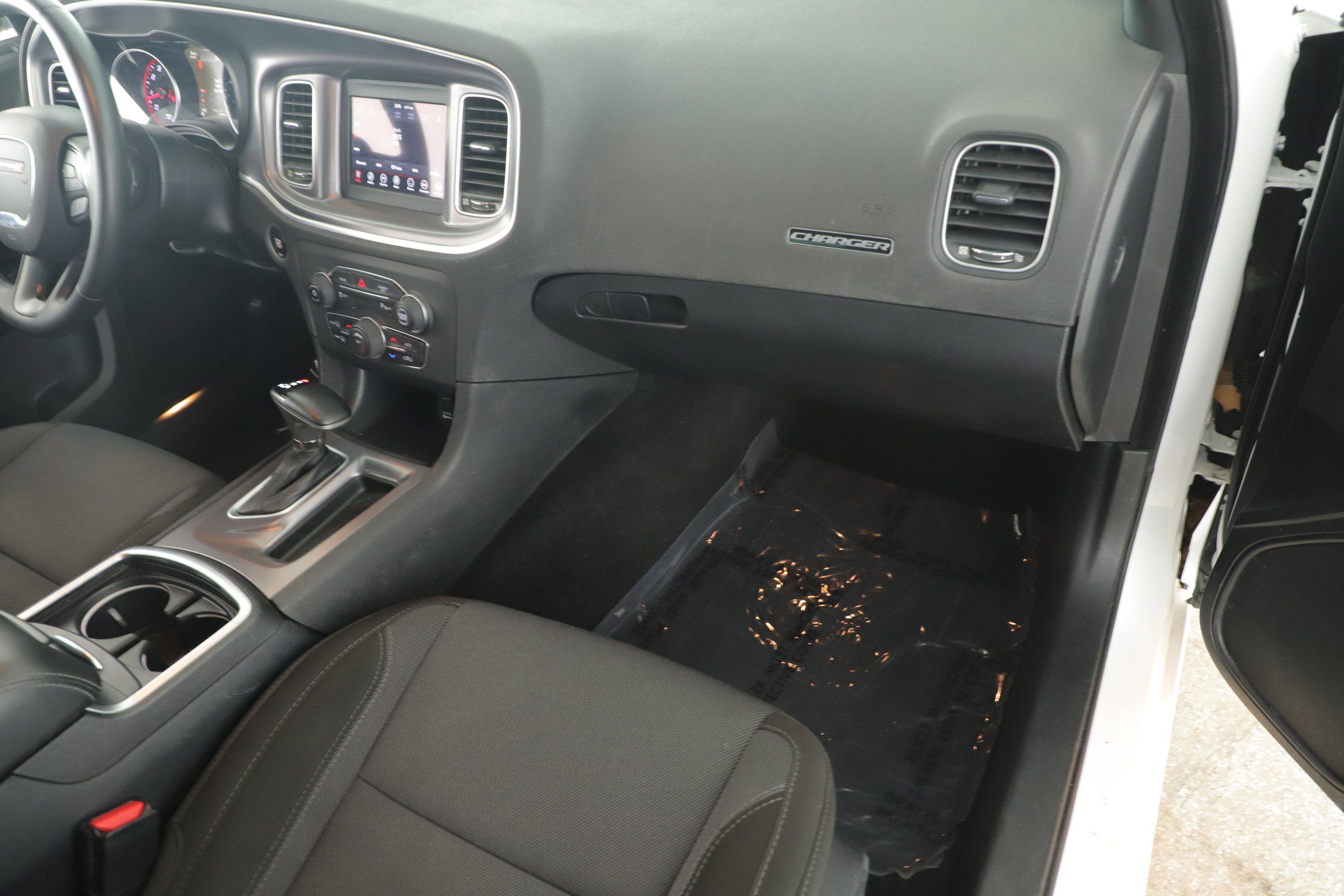 Used 2020 Dodge Charger SXT image 21