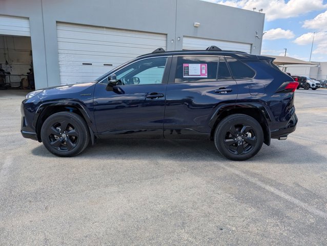 Used 2021 Toyota RAV4 XSE AWD/4WD image 9