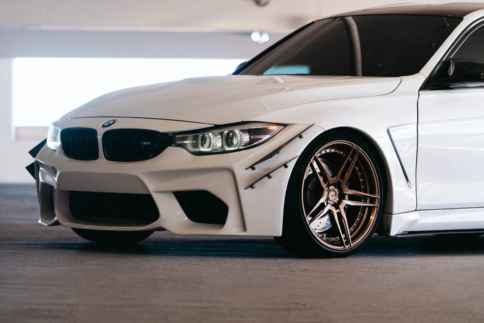 Used 2018 BMW M3 Sedan w/ Competition Package image 3