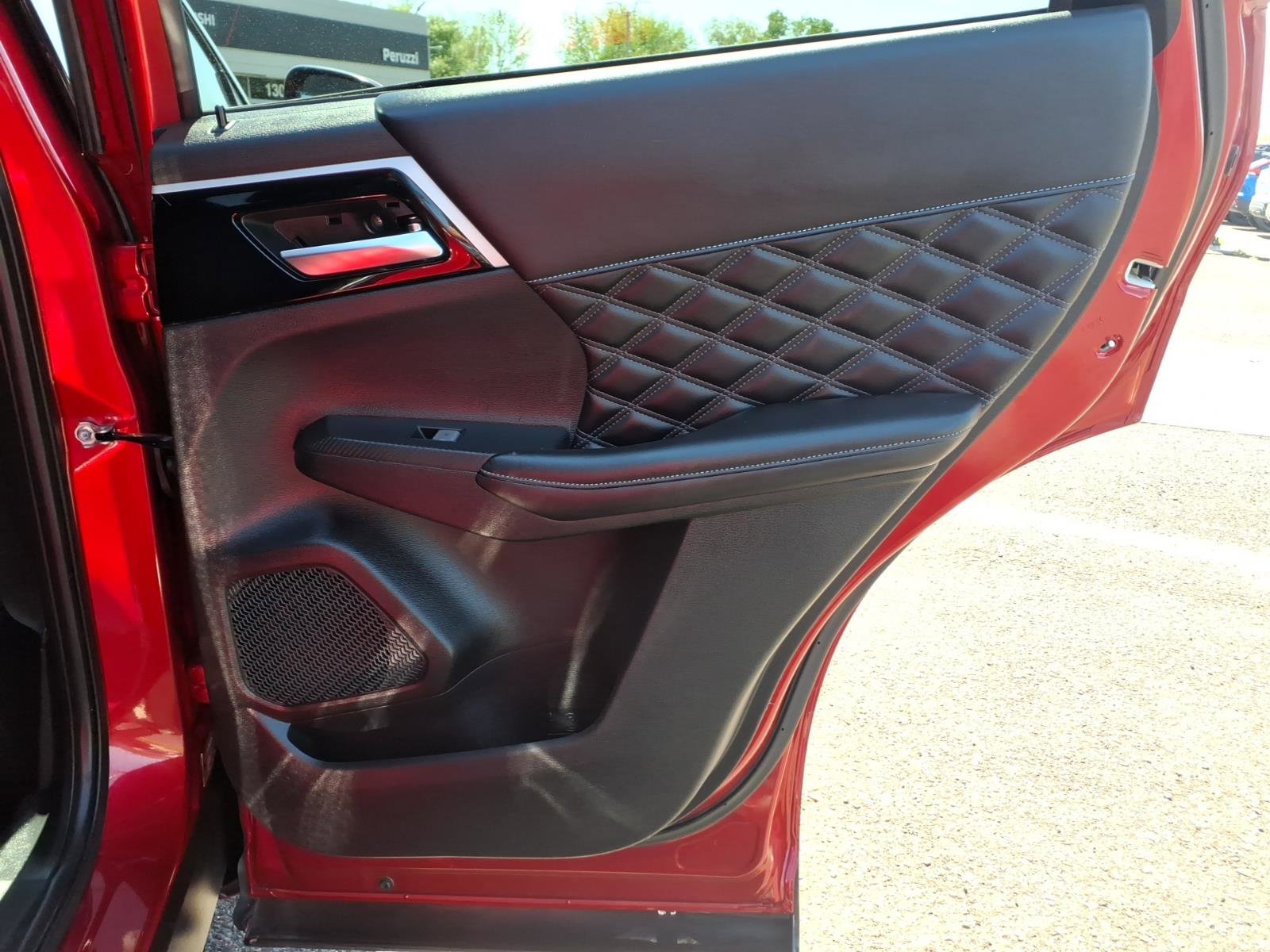 Used 2022 Mitsubishi Outlander SEL FWD image 29