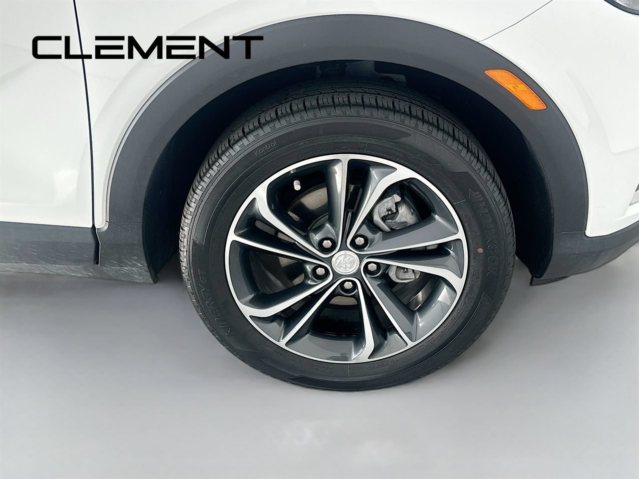 Used 2023 Buick Encore GX Select FWD image 35