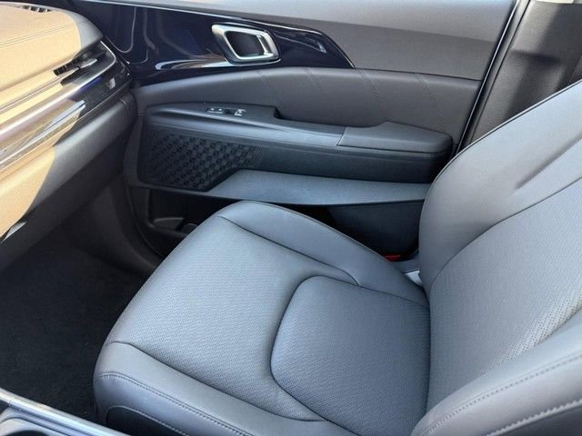 New 2025 Kia Carnival SX Prestige image 22