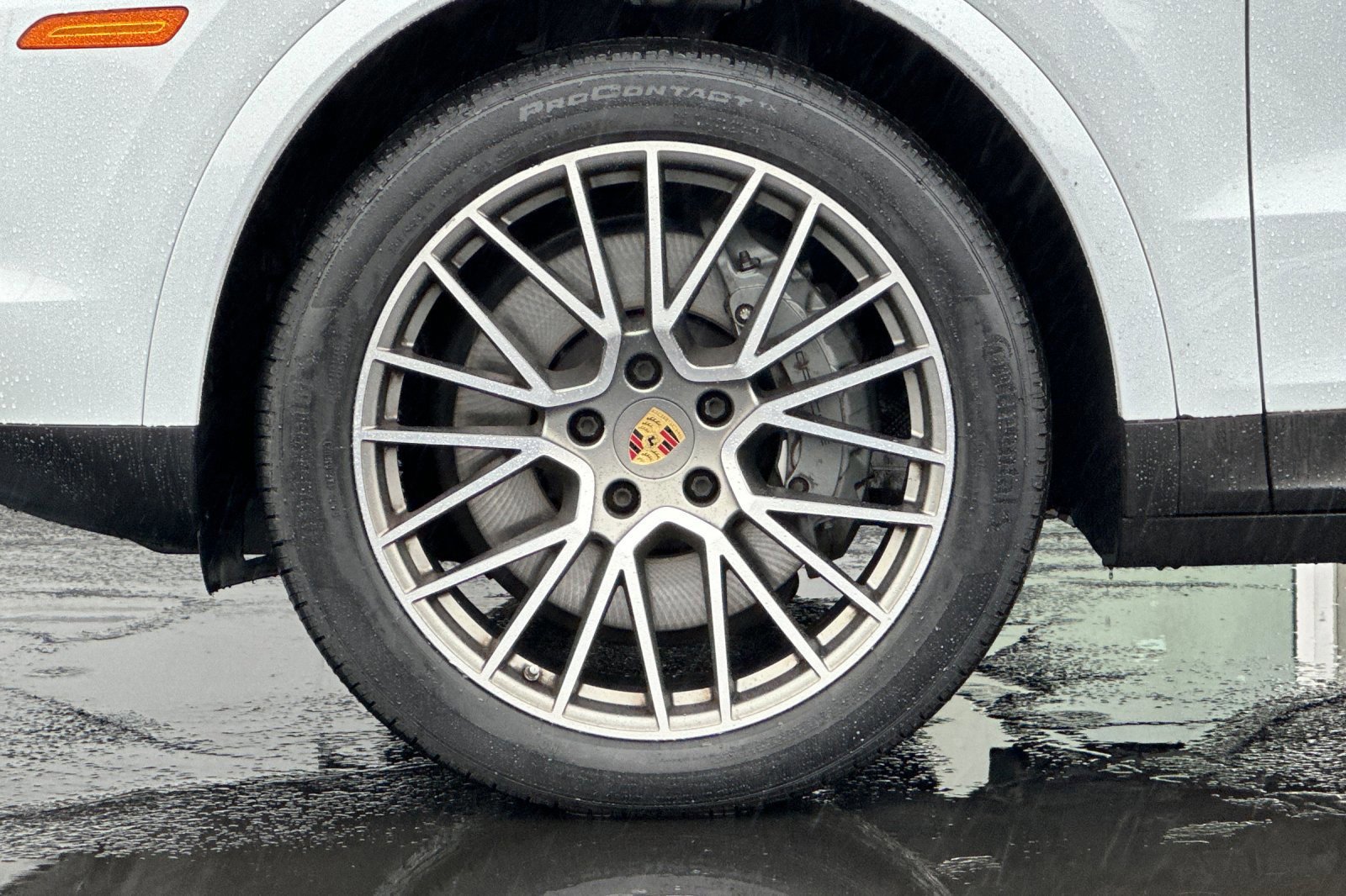 Used 2022 Porsche Cayenne S image 27