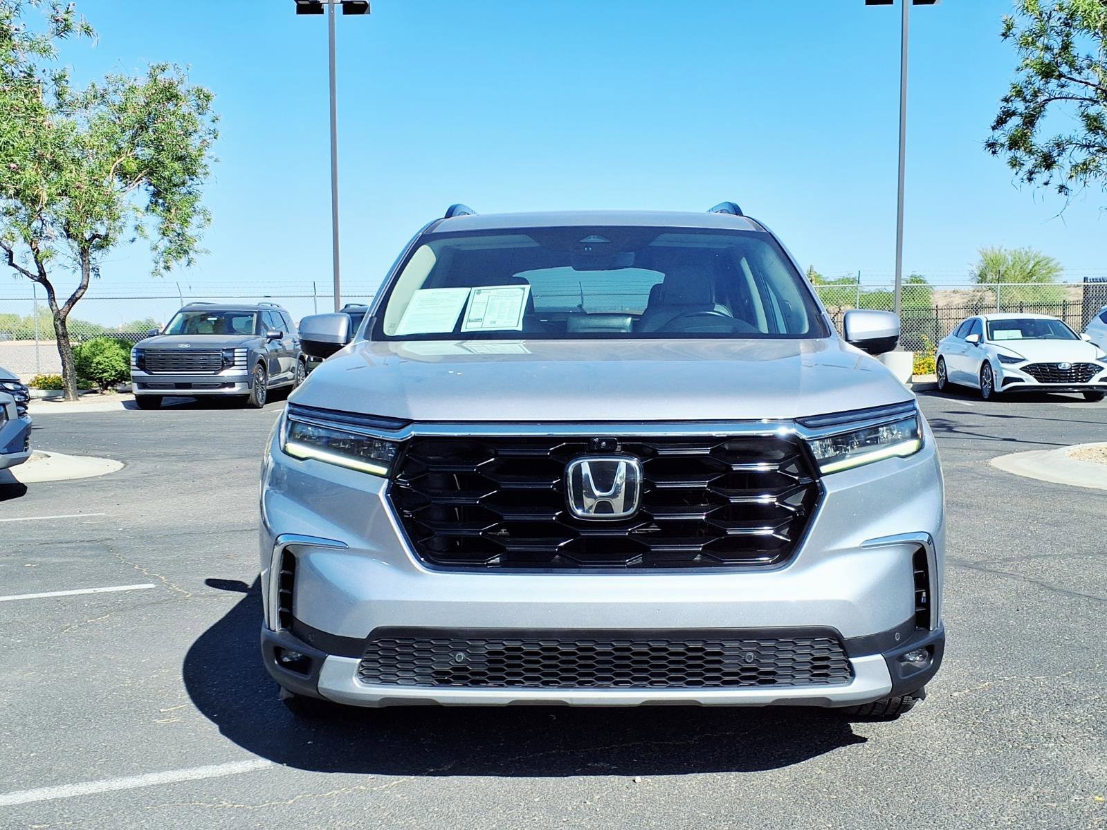 Used 2024 Honda Pilot Elite image 2