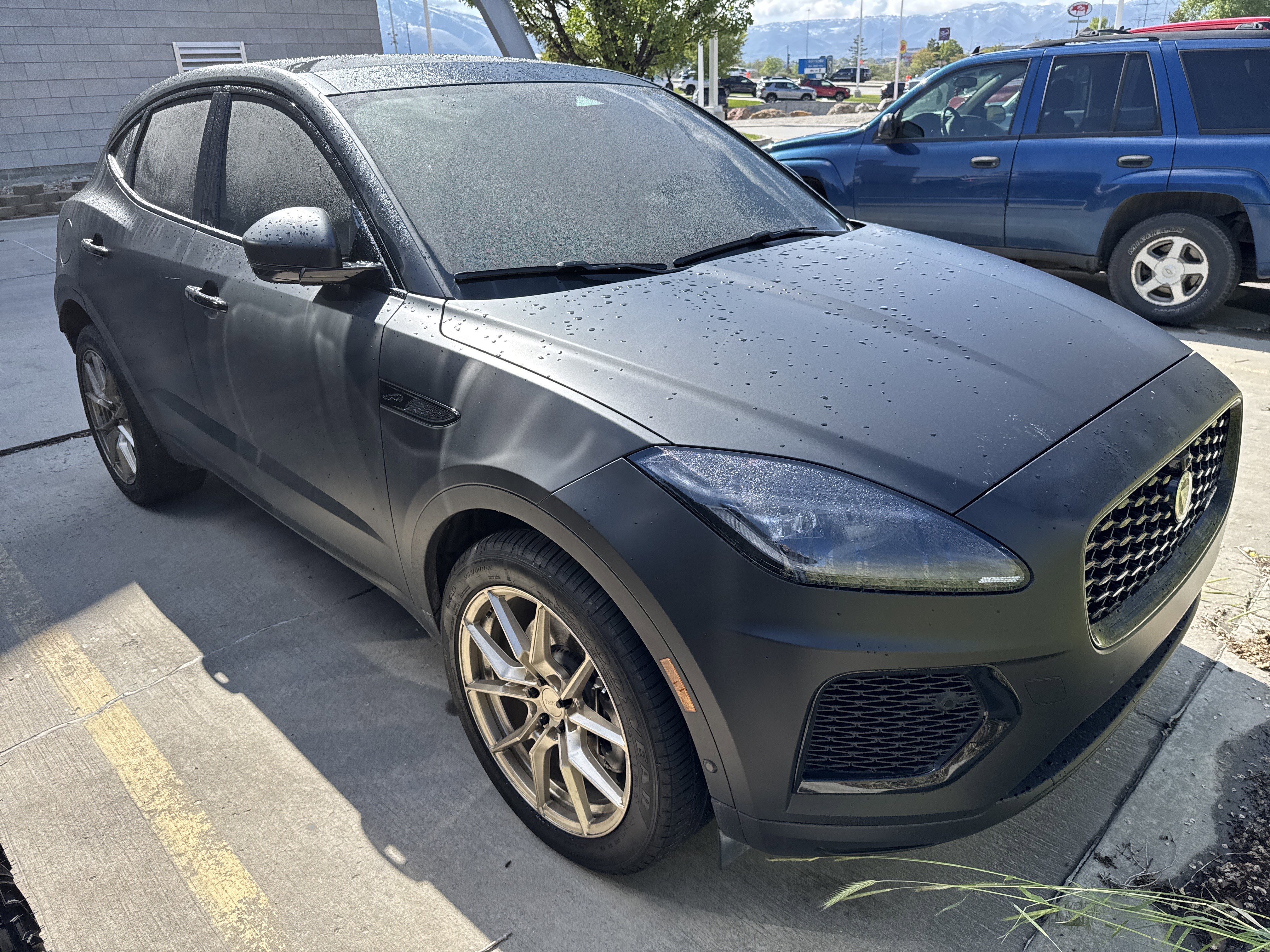 Used 2024 Jaguar E-PACE R-Dynamic SE AWD/4WD image 2