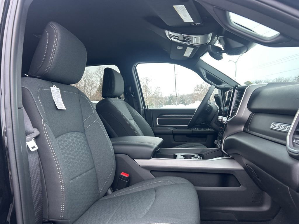 New 2026 RAM 3500 Big Horn AWD/4WD image 5