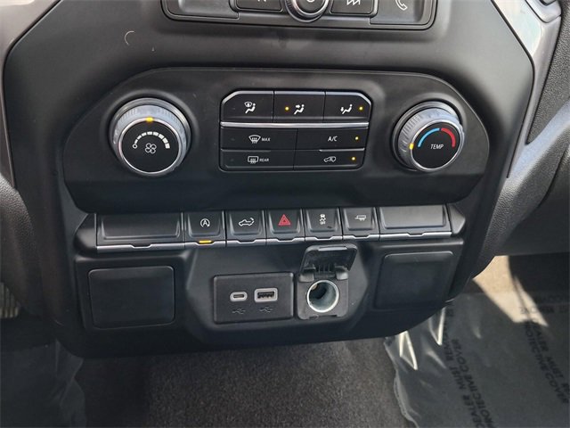 Used 2022 Chevrolet Silverado 1500 Custom image 33