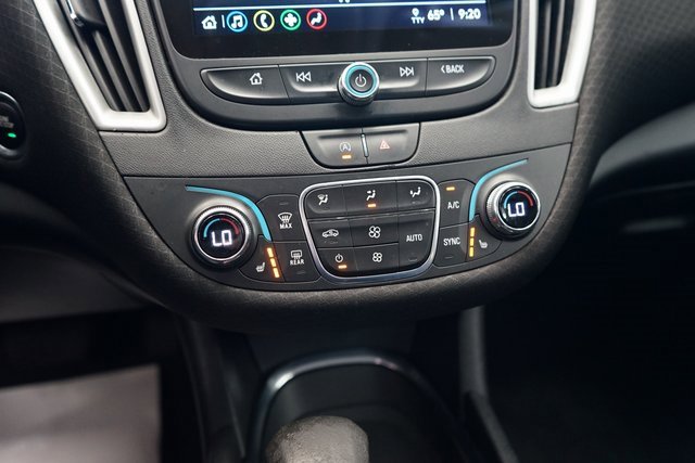 Used 2022 Chevrolet Malibu LT image 34