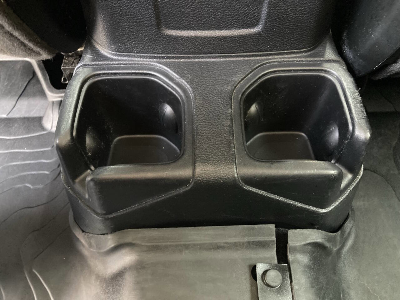 Used 2018 Jeep Wrangler Unlimited Sport S image 38