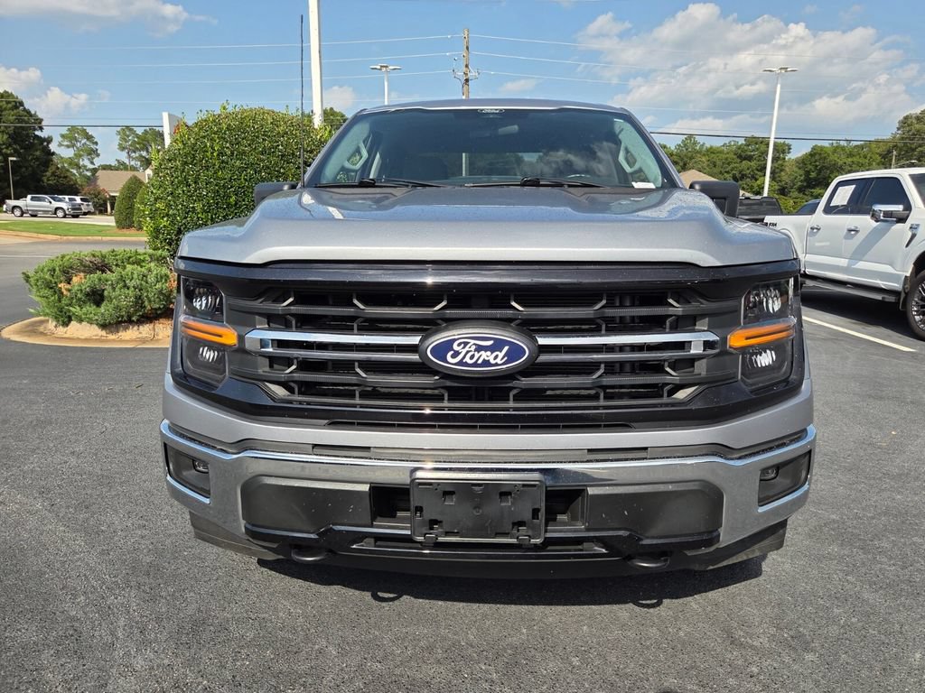 Used 2025 Ford F150 XLT w/ Equipment Group 301A Standard AWD/4WD image 2