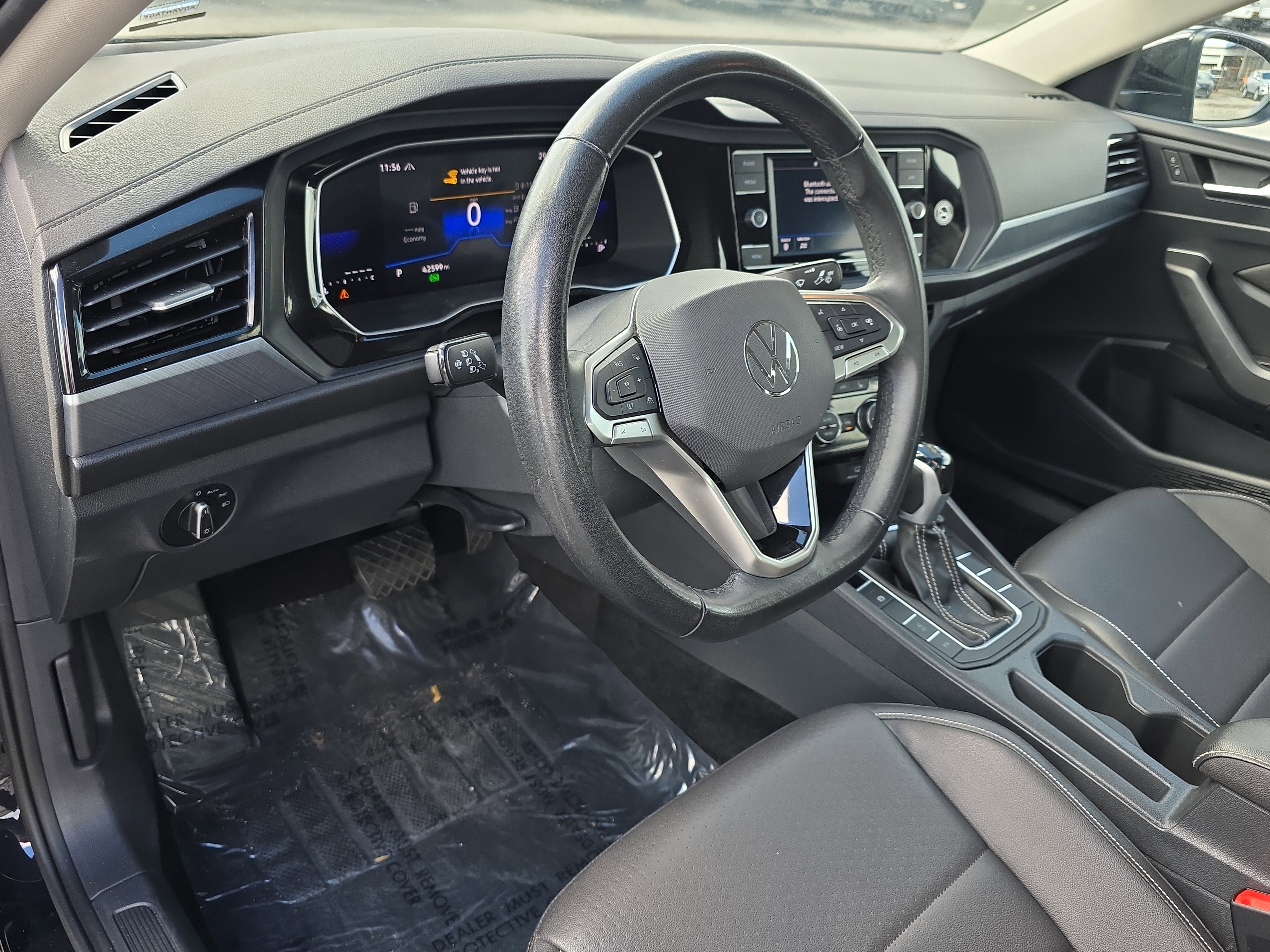 Used 2024 Volkswagen Jetta SE image 60