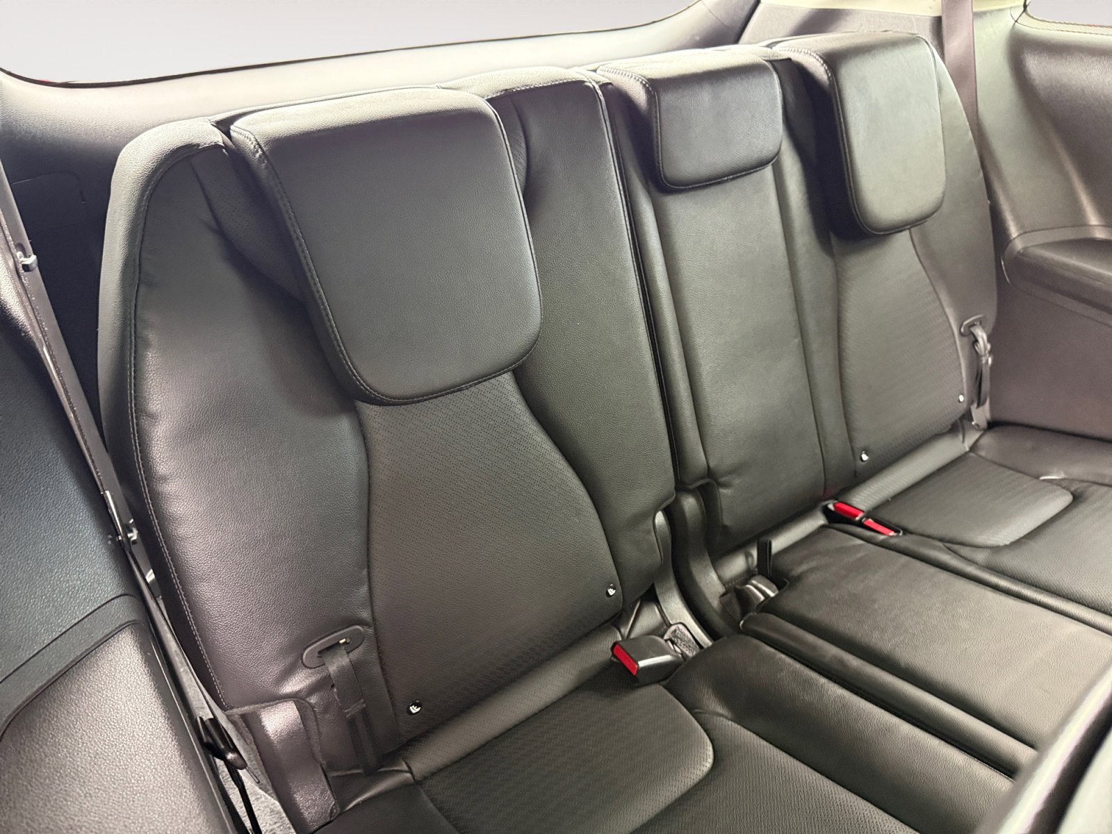 Used 2025 Kia Carnival SX Prestige image 18