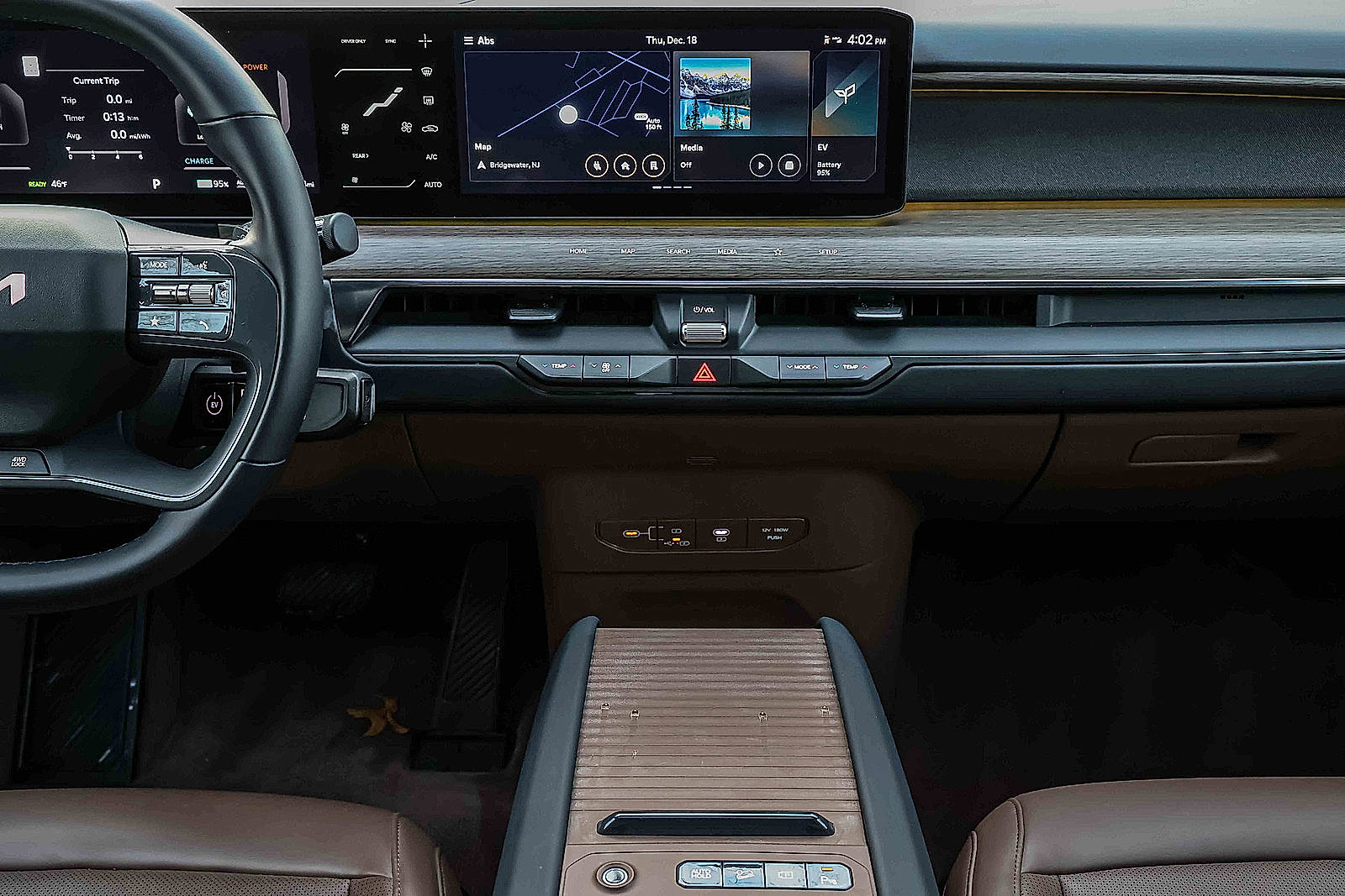 Certified 2024 Kia EV9 Land image 11