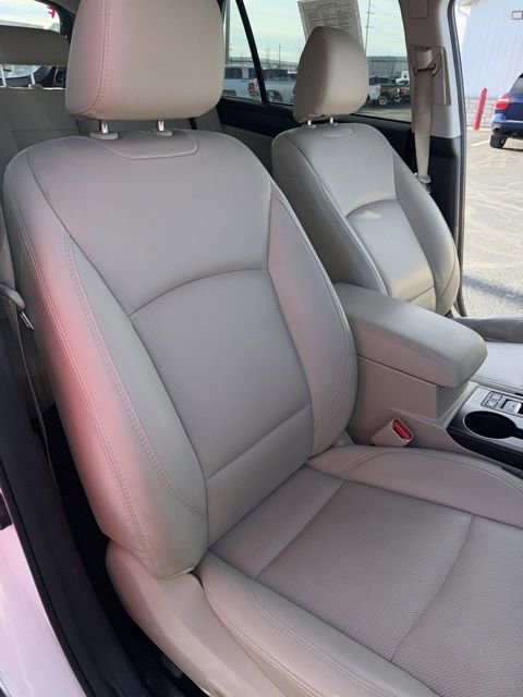 Used 2019 Subaru Outback 2.5i Limited w/ Popular Package #2 image 27