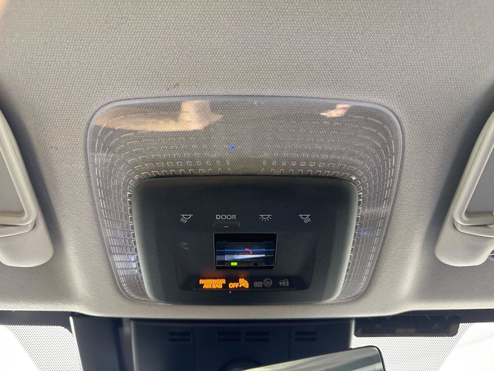Certified 2024 Toyota Prius Limited w/ Limited Premium Package FWD image 39
