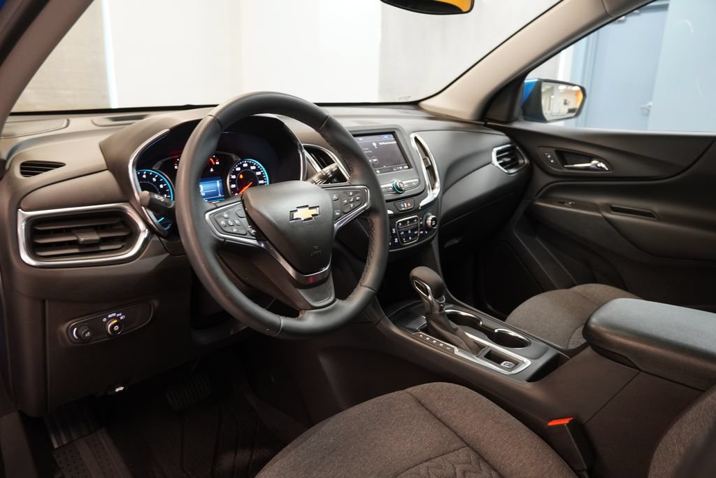 Certified 2024 Chevrolet Equinox LT w/ LPO, Floor Liner Package FWD image 6