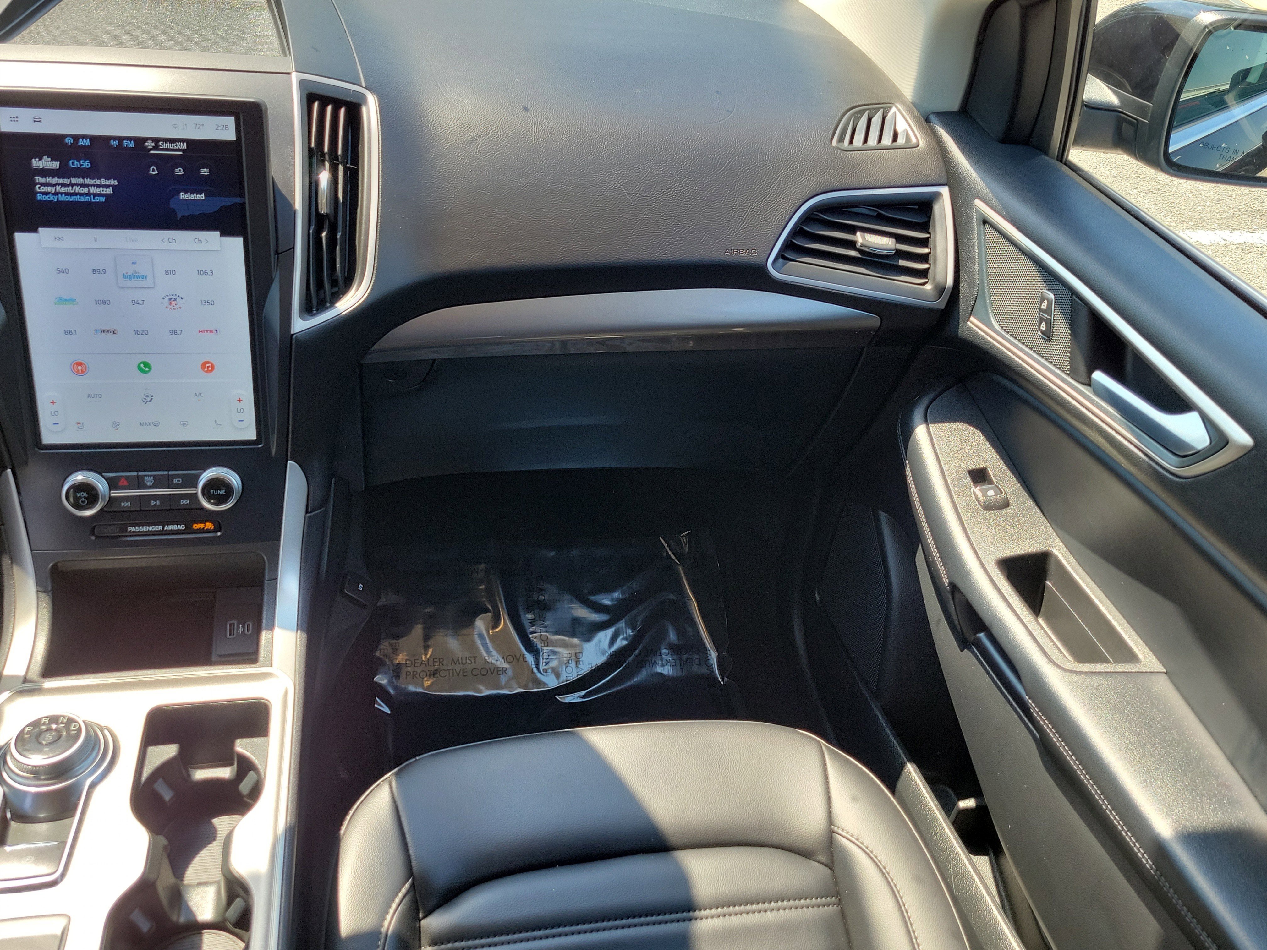 Certified 2024 Ford Edge SEL w/ Convenience Package AWD/4WD image 17