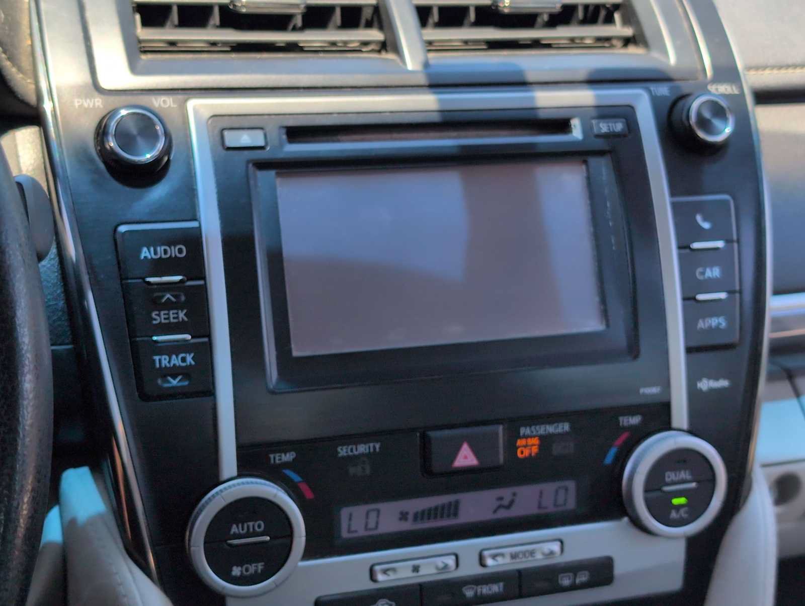 Used 2012 Toyota Camry XLE w/ Convenience Pkg FWD image 27