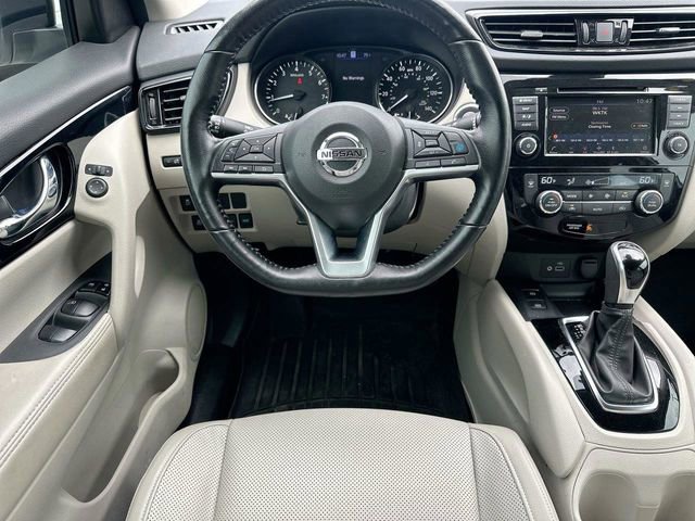 Used 2021 Nissan Rogue Sport SL image 8