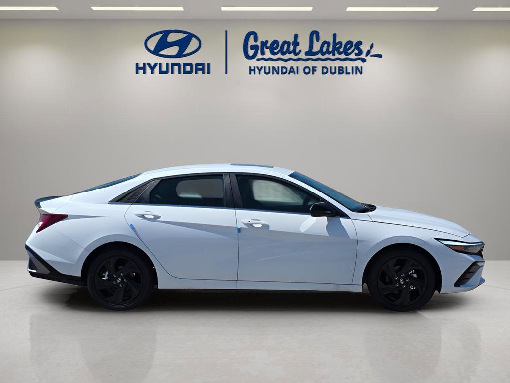 New 2026 Hyundai Elantra SEL Sport image 6