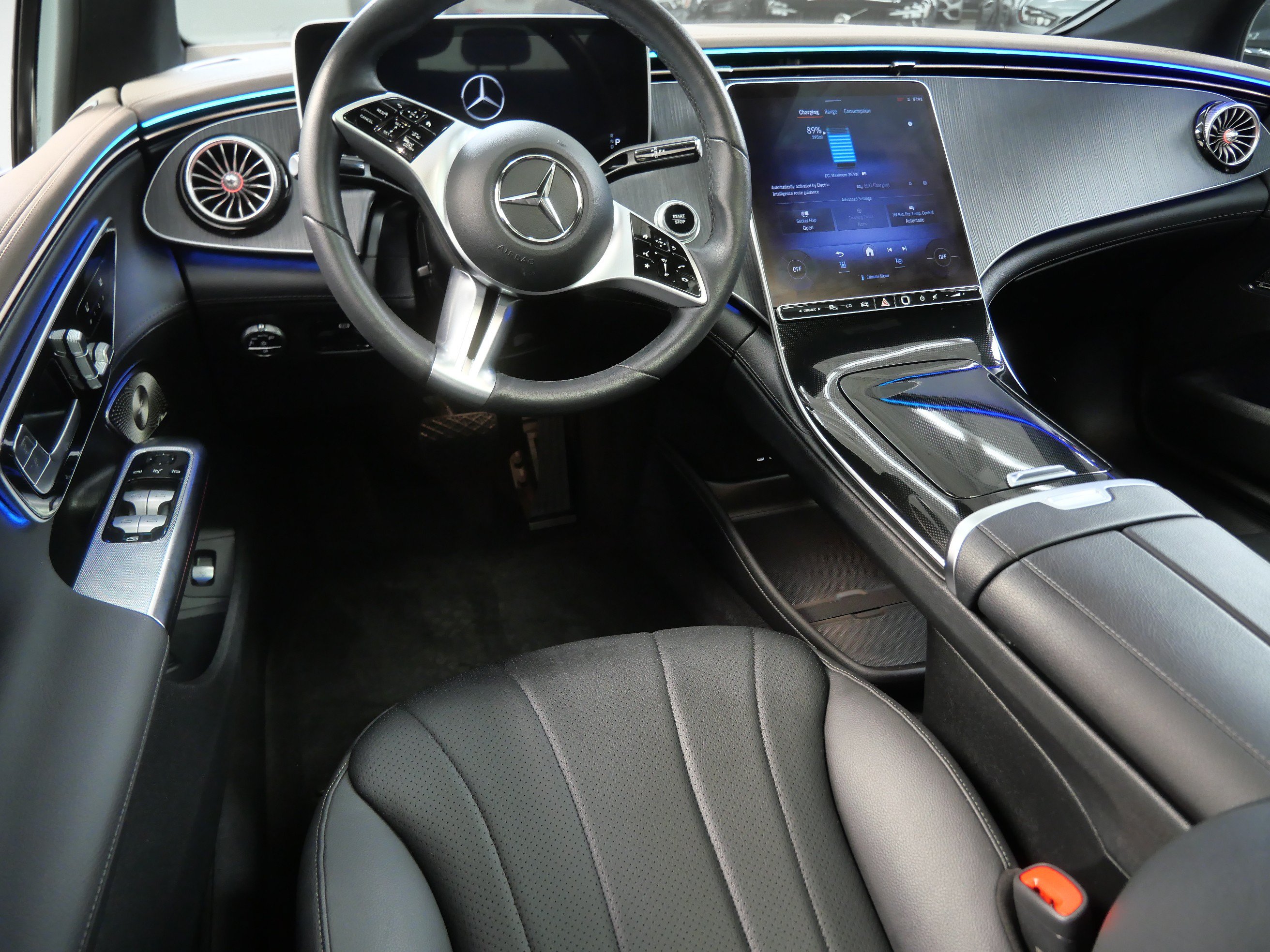 Certified 2023 Mercedes-Benz EQE 350+ 4MATIC Sedan image 2