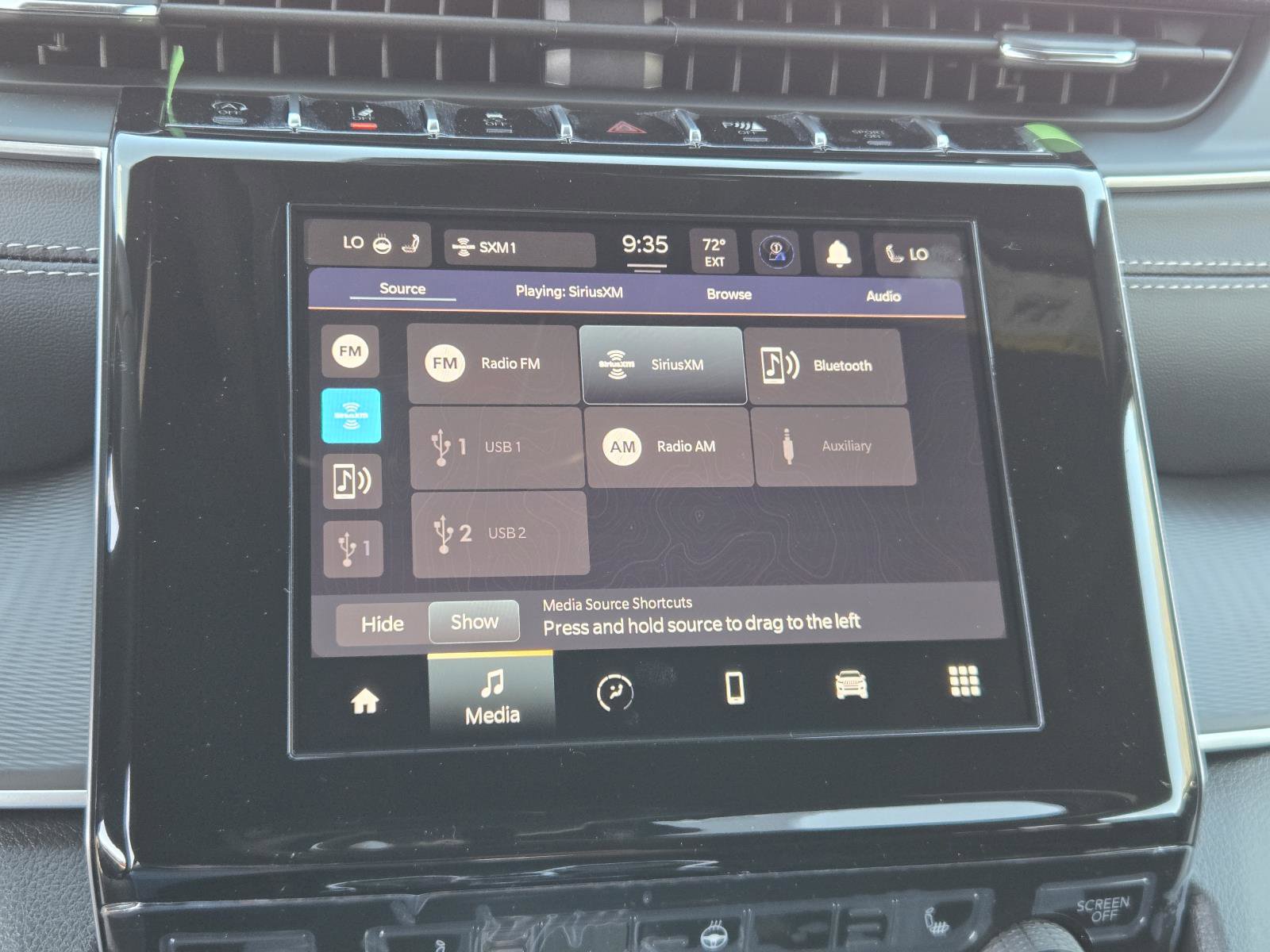 New 2026 Jeep Grand Cherokee L 2WD image 9