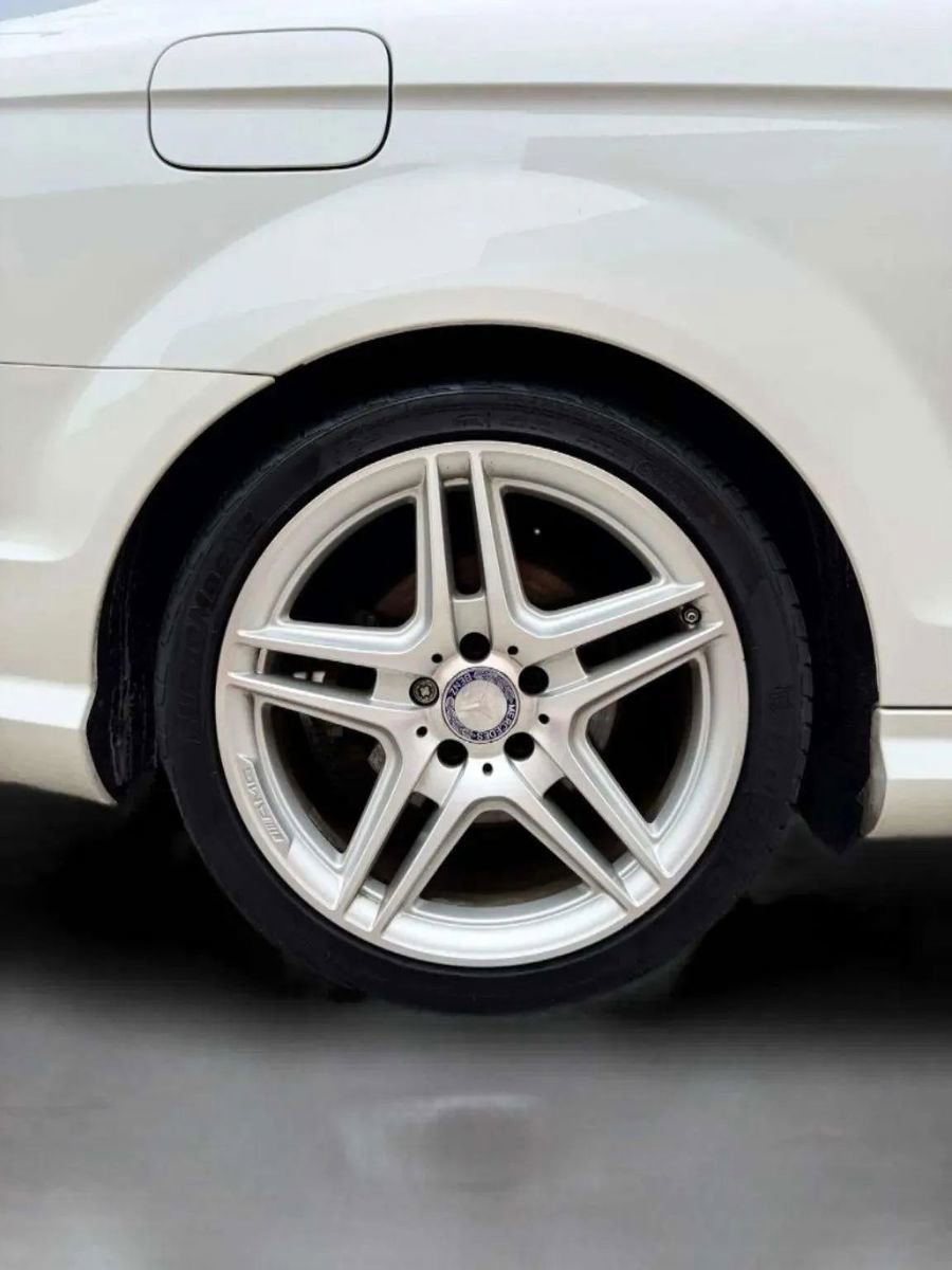 Used 2015 Mercedes-Benz C 250 Coupe image 31