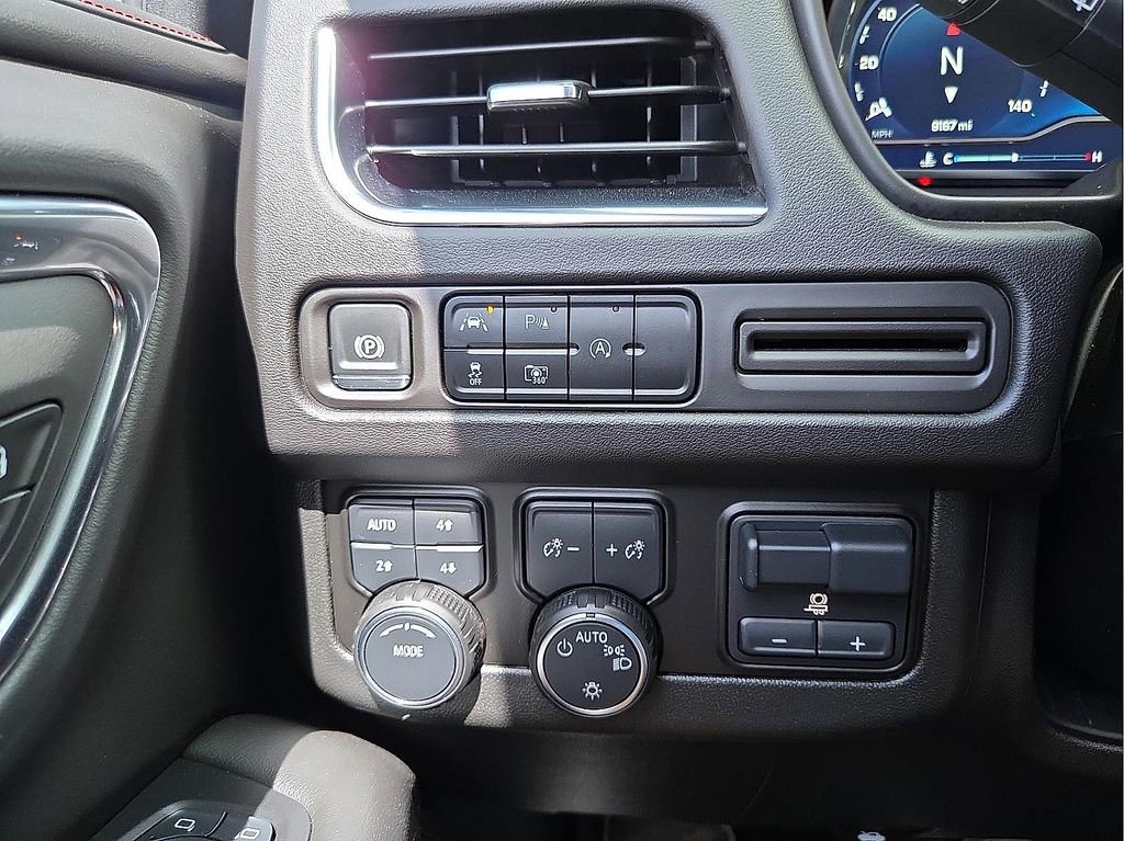 Used 2024 Chevrolet Suburban RST w/ Sport Performance Package image 18