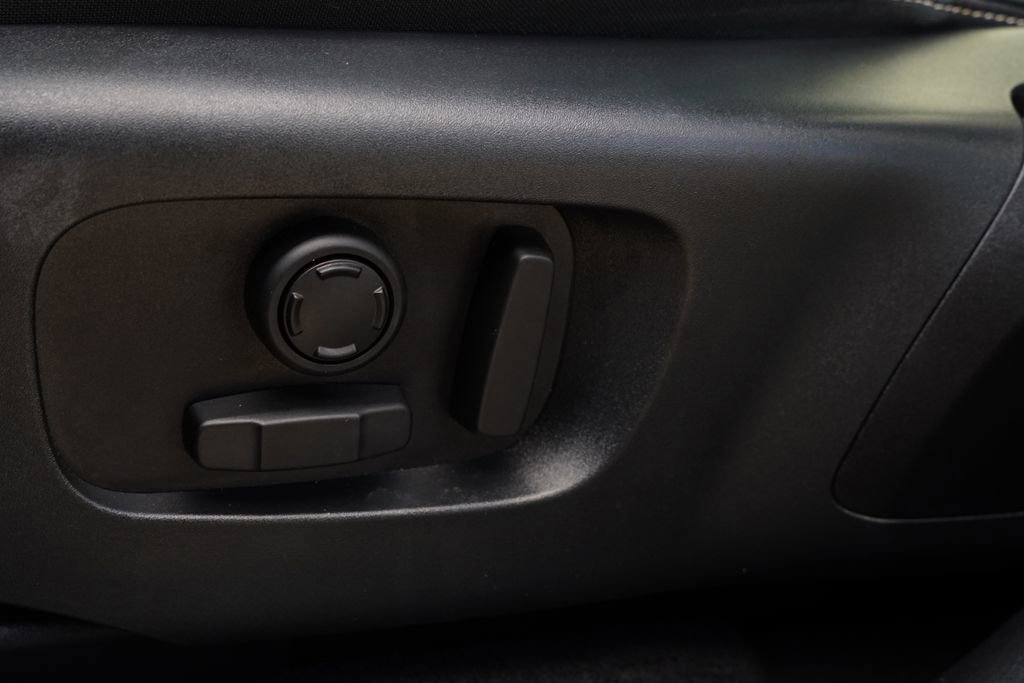 Used 2021 Land Rover Range Rover Velar R-Dynamic S AWD/4WD image 7