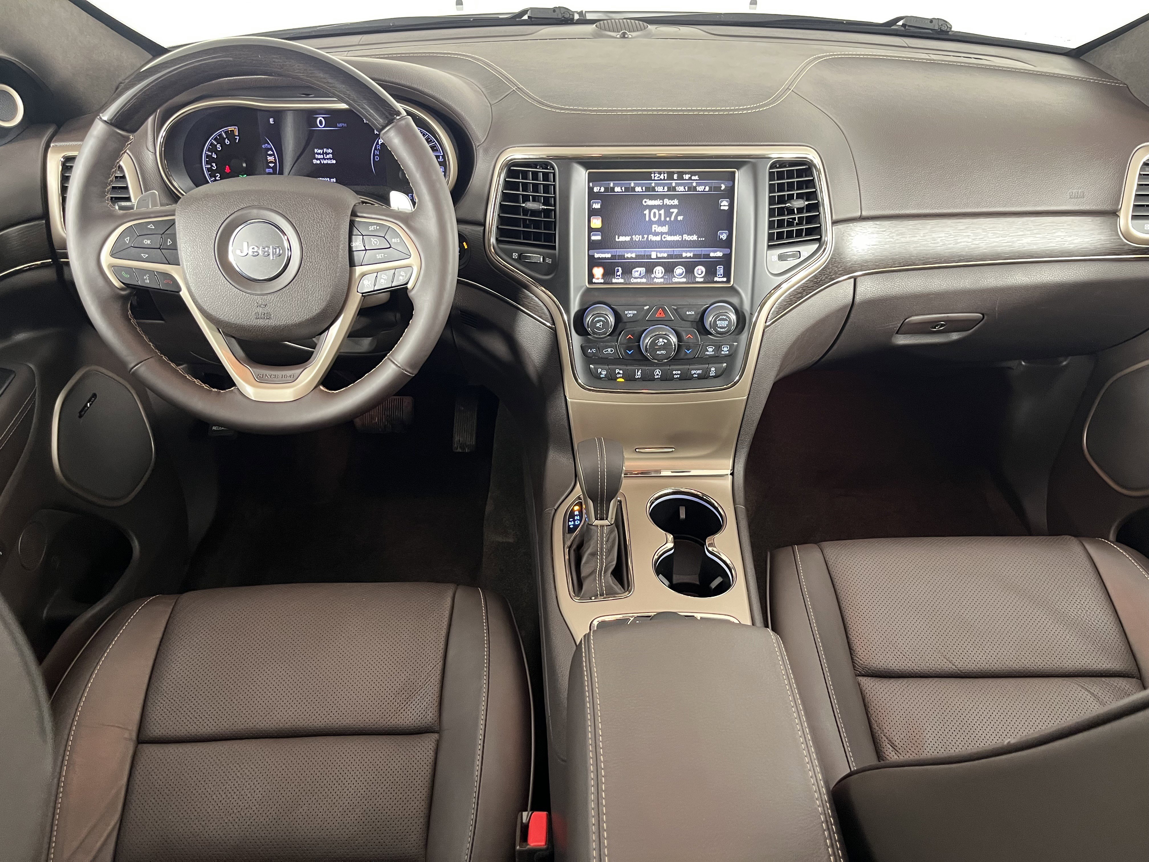 Used 2017 Jeep Grand Cherokee Summit image 10