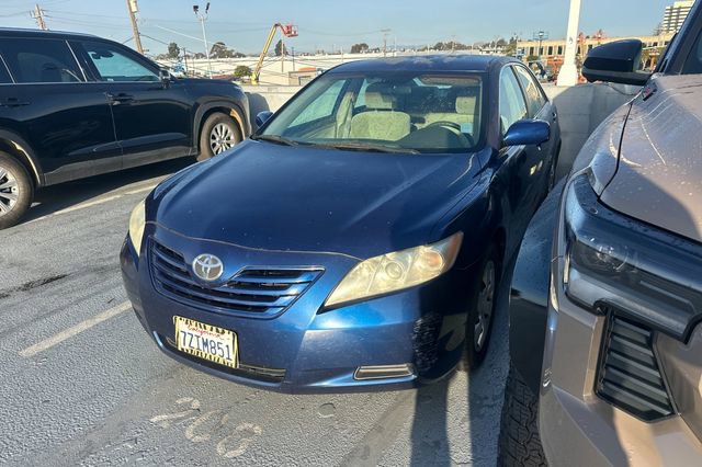 Used 2009 Toyota Camry LE image 1