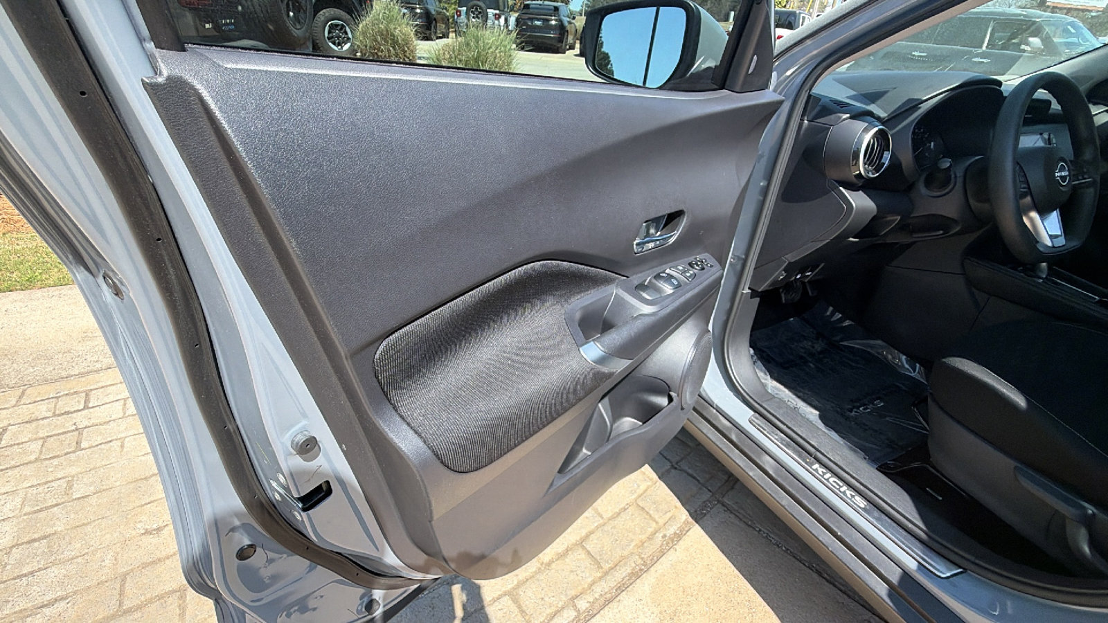 Used 2024 Nissan Kicks SV w/ Interior Electronics Package image 14