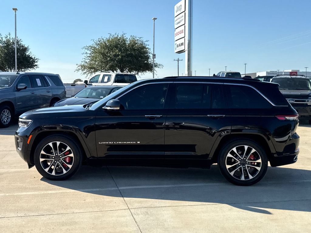 Used 2023 Jeep Grand Cherokee Overland w/ Adv Protech Group III AWD/4WD image 5