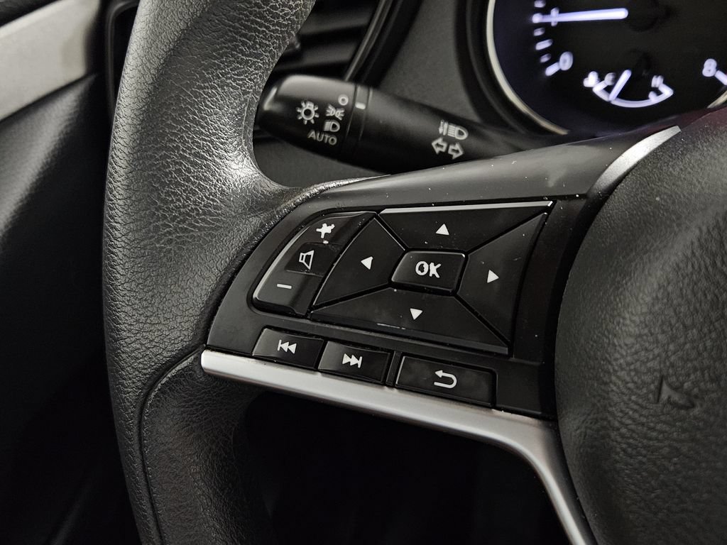 Used 2022 Nissan Rogue Sport S FWD image 19