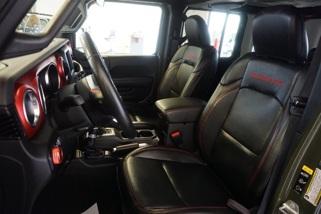 Used 2021 Jeep Wrangler Unlimited Rubicon w/ Cold Weather Group AWD/4WD image 18