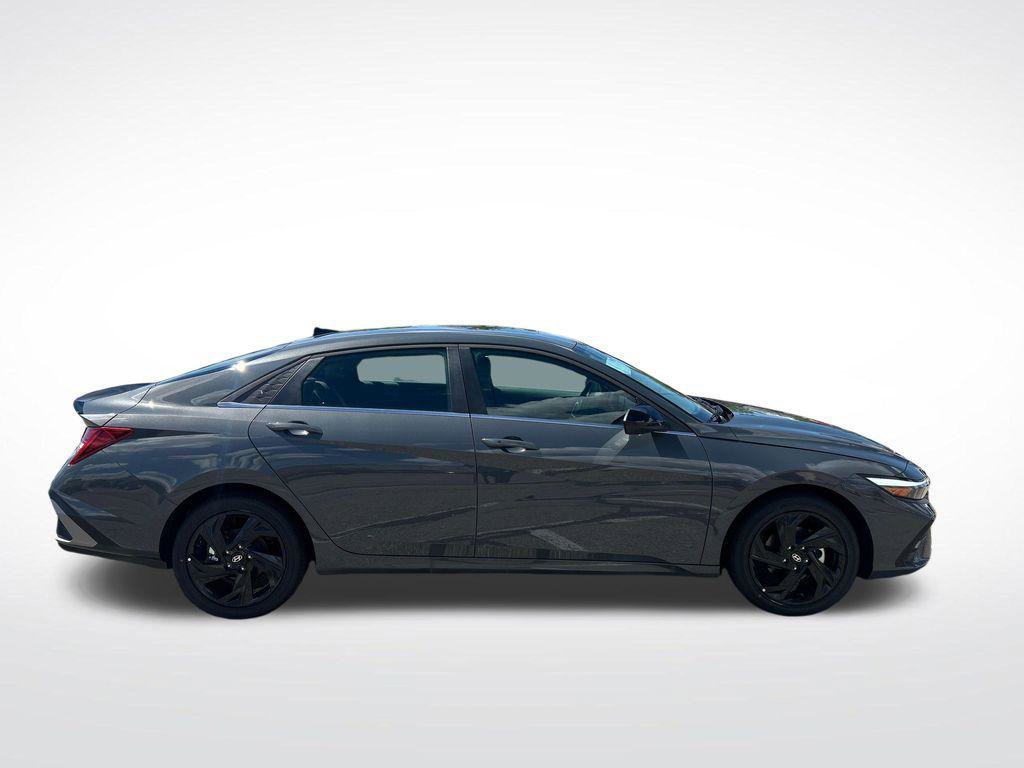 New 2026 Hyundai Elantra SEL Sport Premium w/ Cargo Package image 7