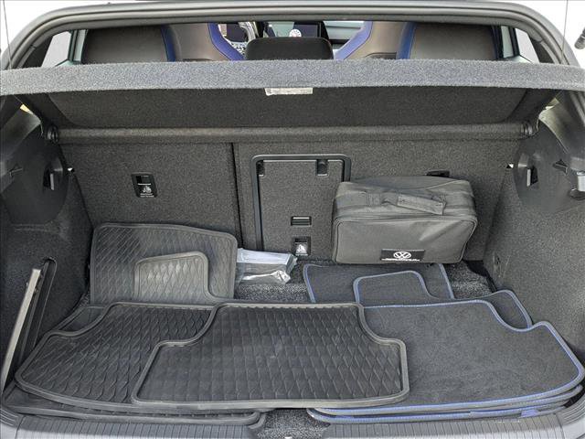 Used 2023 Volkswagen Golf 20th Anniversary Edition image 6